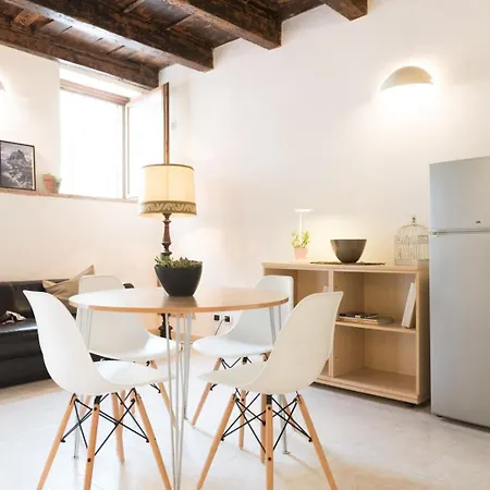 Apartament Dante's